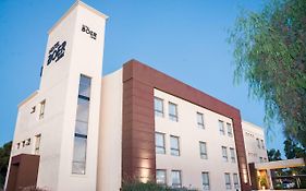 Boer Hotel By Kube